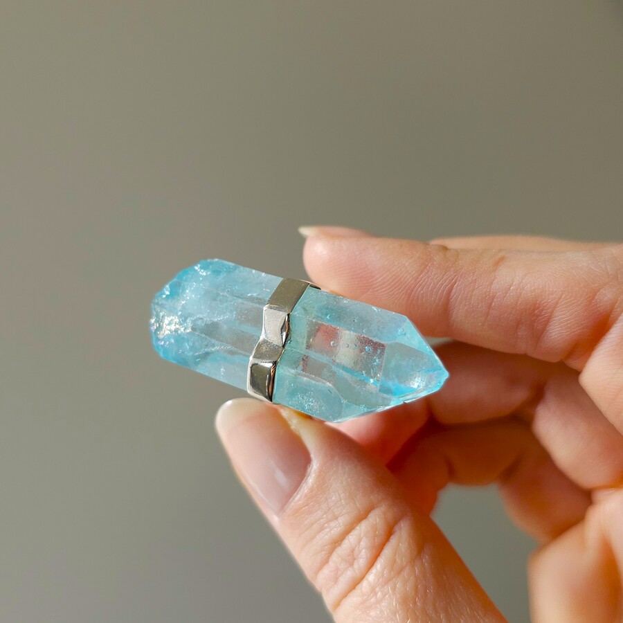 Ženski prstan iz srebra AMADEA, Aqua Aura Ženski prstan iz srebra AMADEA, Aqua Aura