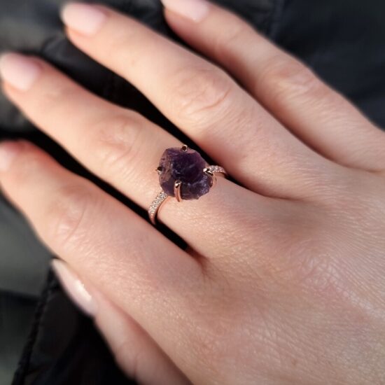 Prstan Raw Beauty Pavé - Ametist in Beli Topaz - Seraphina