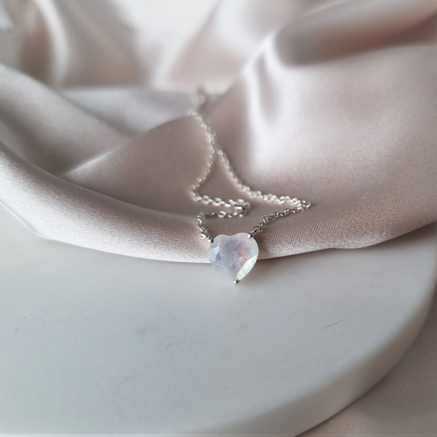 Ženska verižica iz srebra SOFIA, Mesečev kamen in Beli Topaz