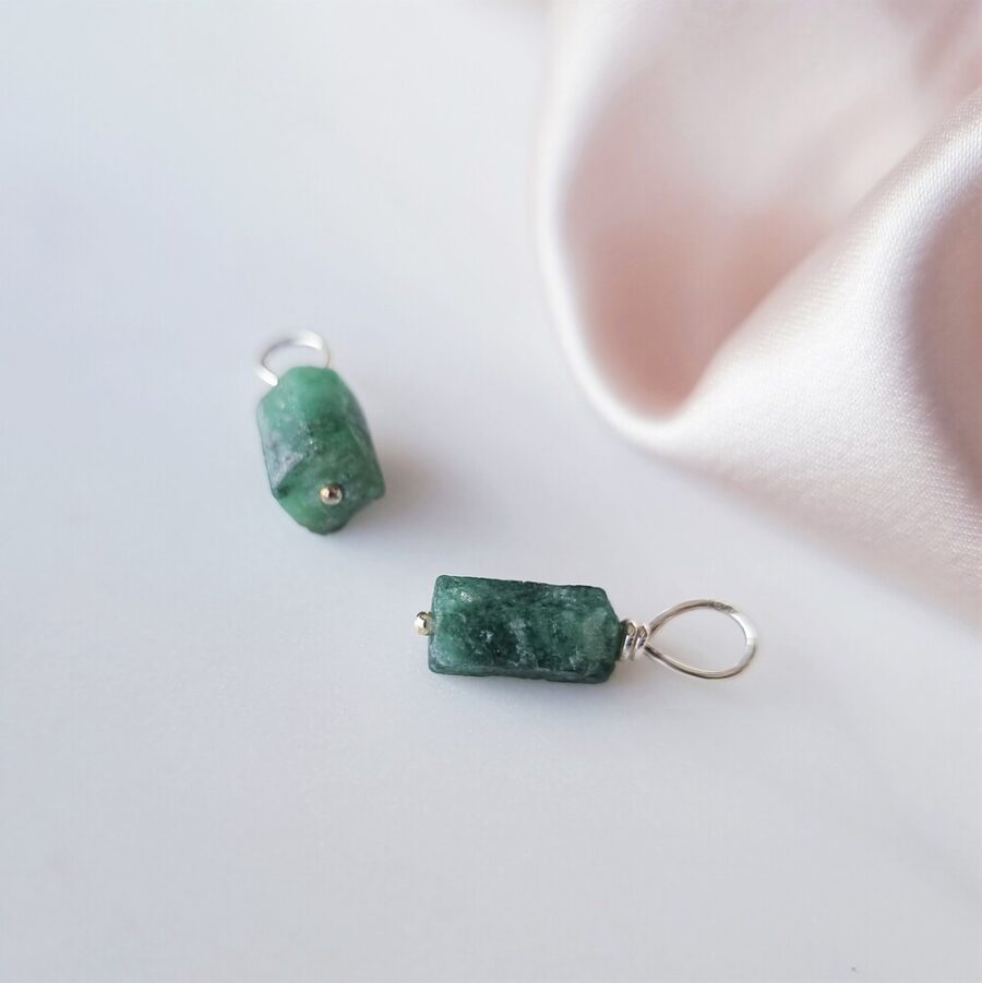 Ženski obesek iz srebra RAW BEAUTY, Smaragd