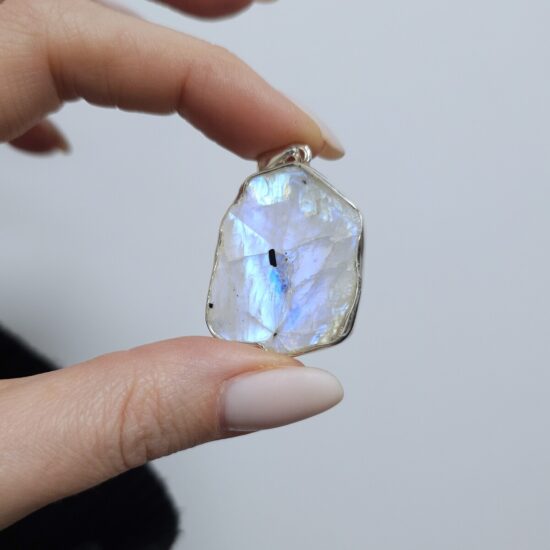 Obesek Lunar - Mesečev kamen - Seraphina