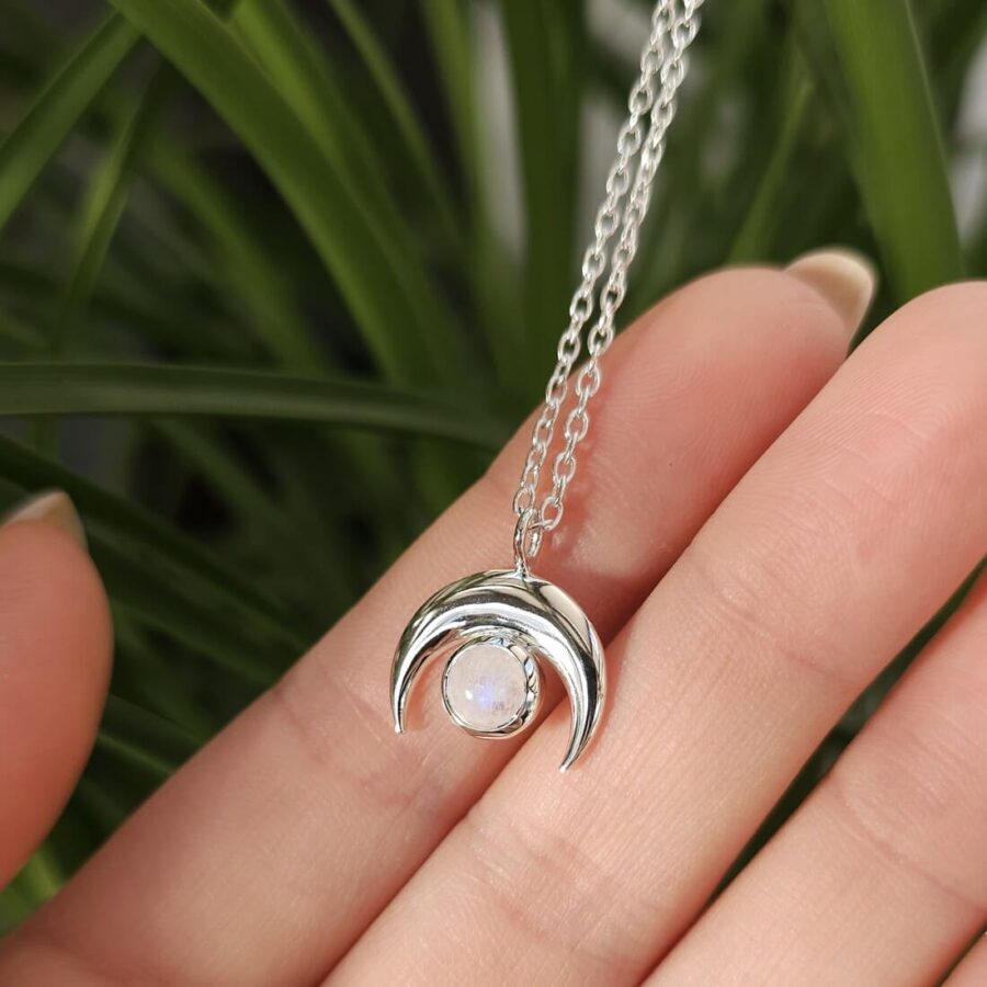 Ženska verižica iz srebra KIARA, Mesečev kamen