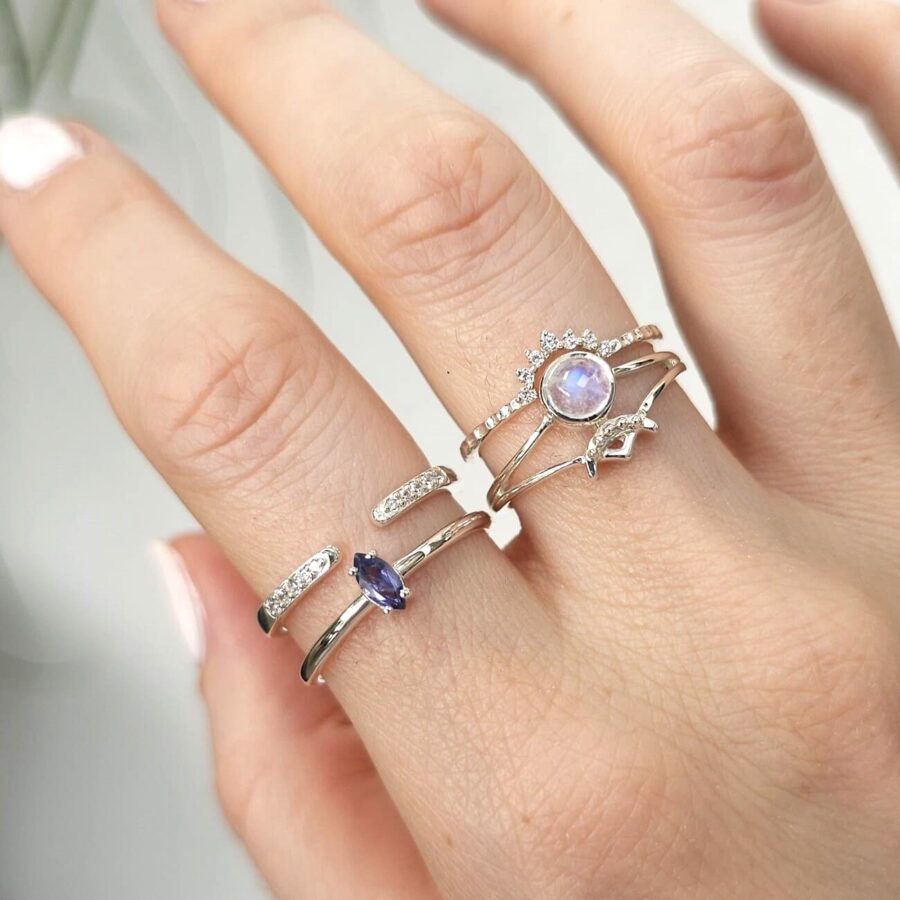 Prsten pomrčine - Mjesečev kamen - Serafina