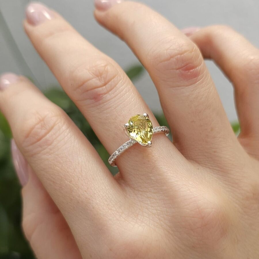 Prstan Flora - Limonin Kvarc in Beli Topaz - Seraphina