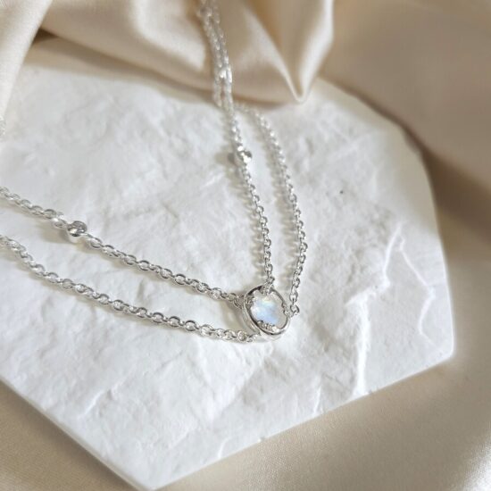 Ženski ALMIRA srebrni dvostruki lanac, mjesečev kamen i bijeli topaz