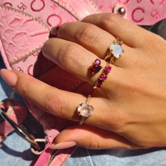 Ženski prstan iz srebra QUEEN OF HEARTS, Rubin in Granat