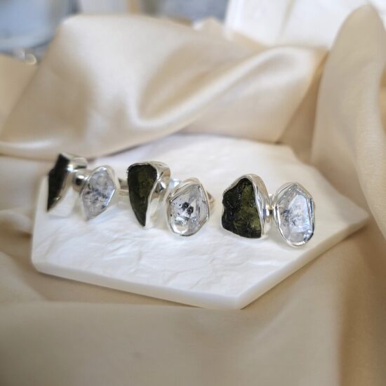 Ženski prstan iz srebra DIVINE, Moldavit in Herkimer