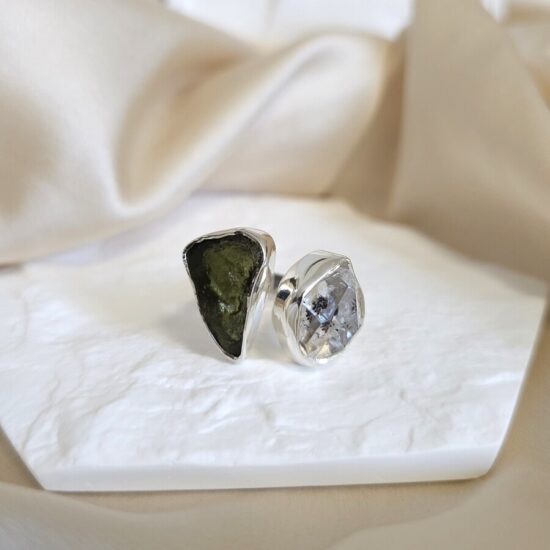 Ženski prstan iz srebra DIVINE, Moldavit in Herkimer