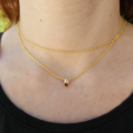 Silberne EVA-Kette für Damen, Rosenquarz und Granat Silberne EVA-Kette für Damen, Rosenquarz und Granat