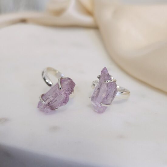 Damenring aus Sterlingsilber ETERNAL, Kunzit Damenring aus Sterlingsilber ETERNAL, Kunzit