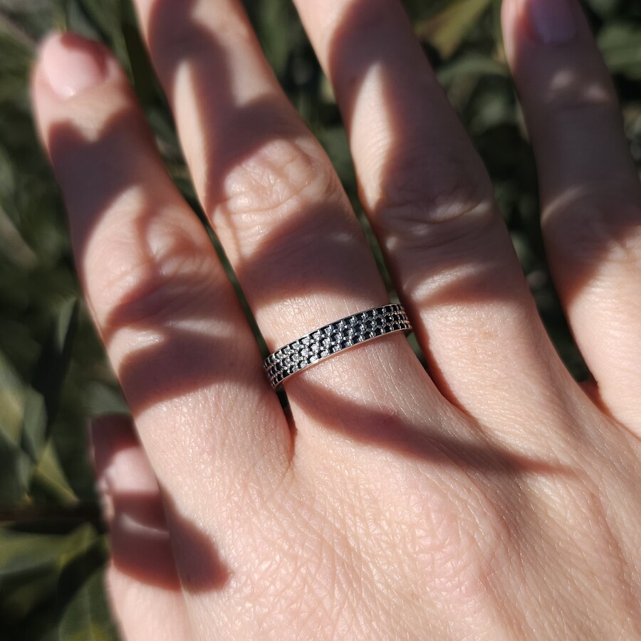 Ženski prstan iz srebra SABIA Ženski prstan iz srebra SABIA