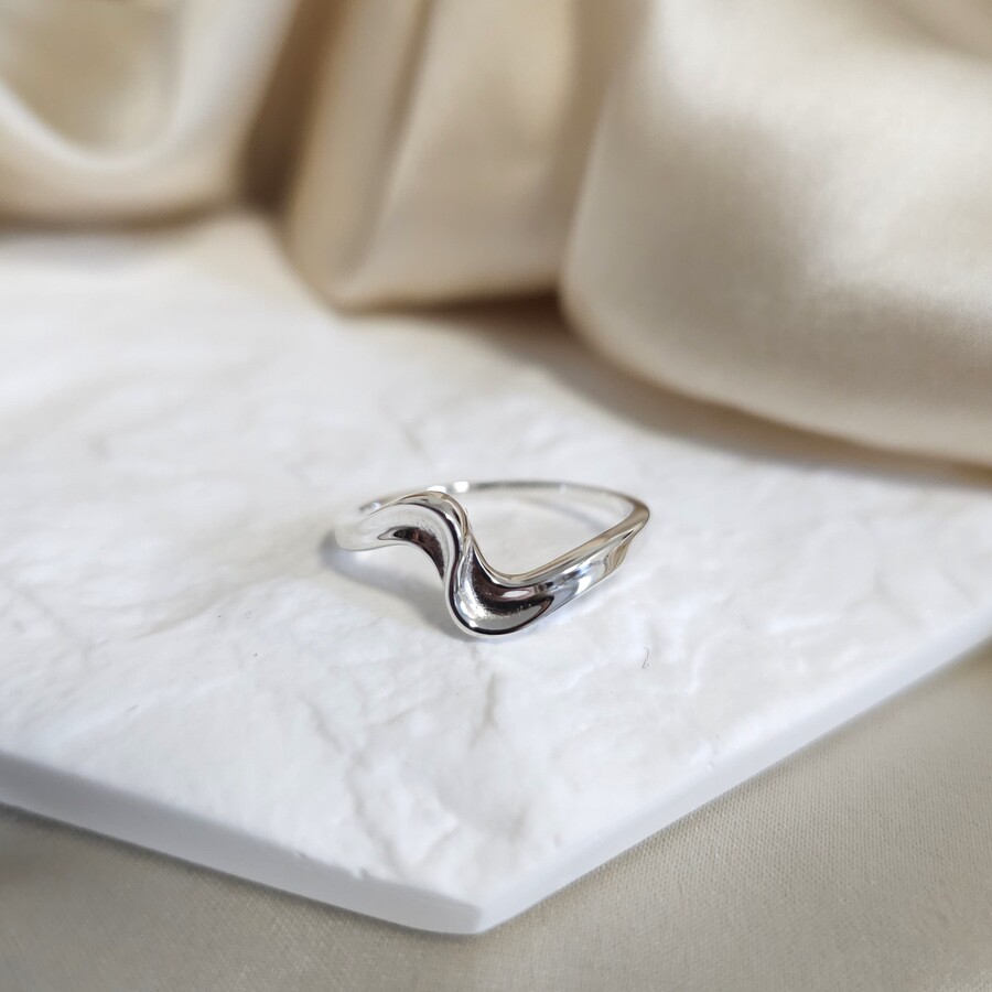 Ženski prstan iz srebra MAR