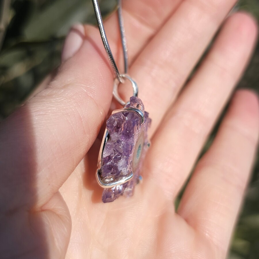 Ženski obesek iz srebra ARADIA, Ametist Stalaktit